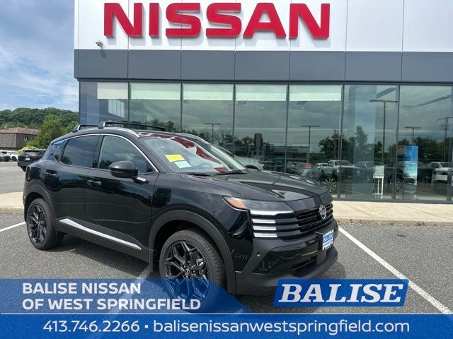 2026 Nissan Kicks SR in Super Black — front three-quarter view